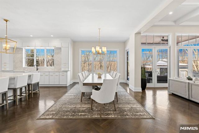 396 Knollwood Road, Ridgewood, NJ 07450