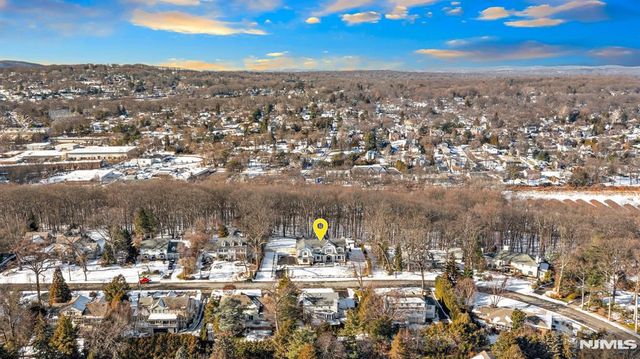 396 Knollwood Road, Ridgewood, NJ 07450