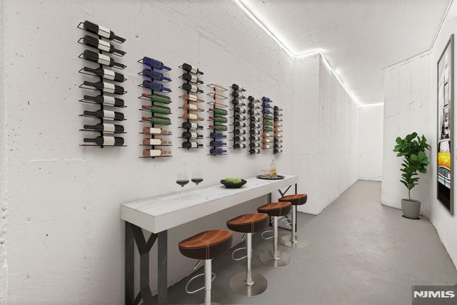 396 Knollwood Road, Ridgewood, NJ 07450