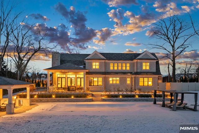 396 Knollwood Road, Ridgewood, NJ 07450