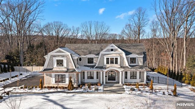 396 Knollwood Road, Ridgewood, NJ 07450