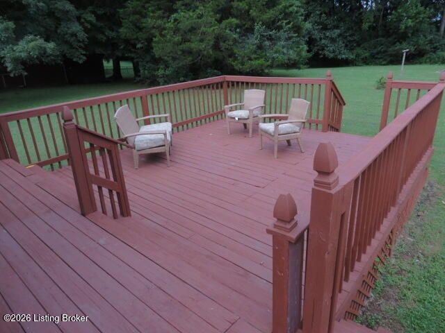 1417 N English Station Rd, Louisville, KY 40223