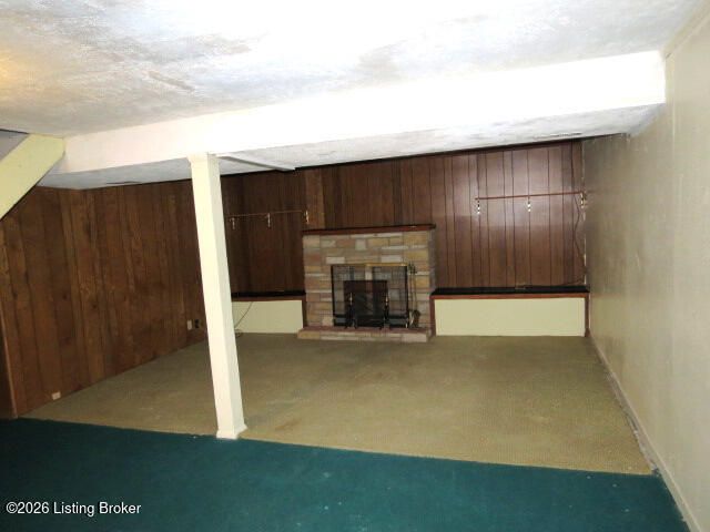 1417 N English Station Rd, Louisville, KY 40223