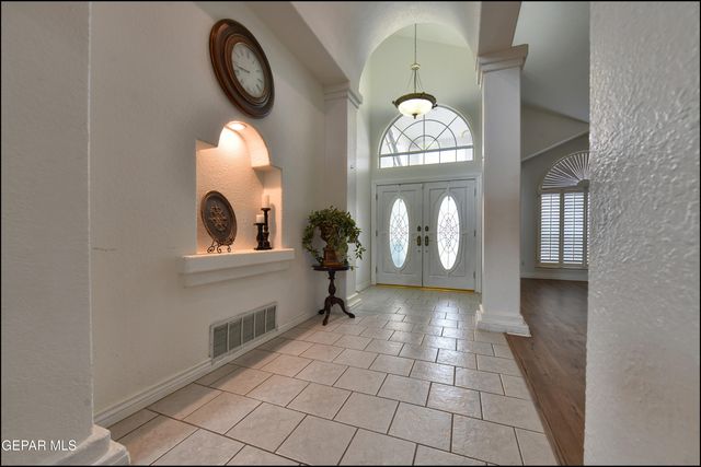 6525 ROYAL RIDGE Drive, El Paso, TX 79912