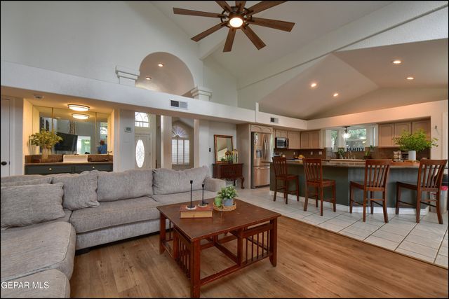 6525 ROYAL RIDGE Drive, El Paso, TX 79912