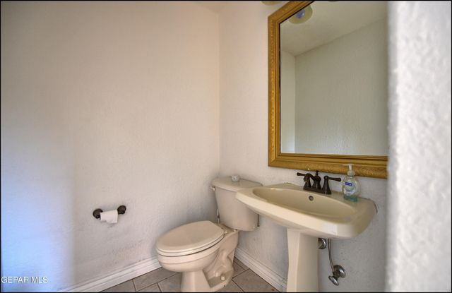 6525 ROYAL RIDGE Drive, El Paso, TX 79912