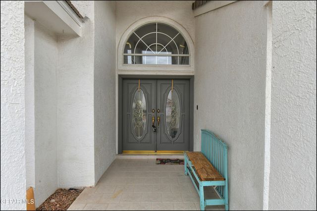 6525 ROYAL RIDGE Drive, El Paso, TX 79912