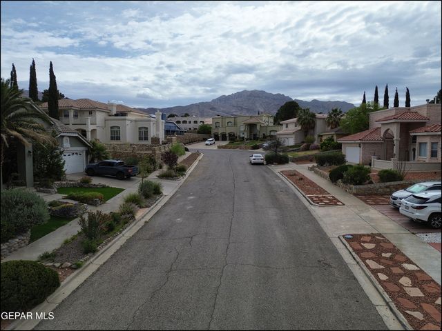 6525 ROYAL RIDGE Drive, El Paso, TX 79912