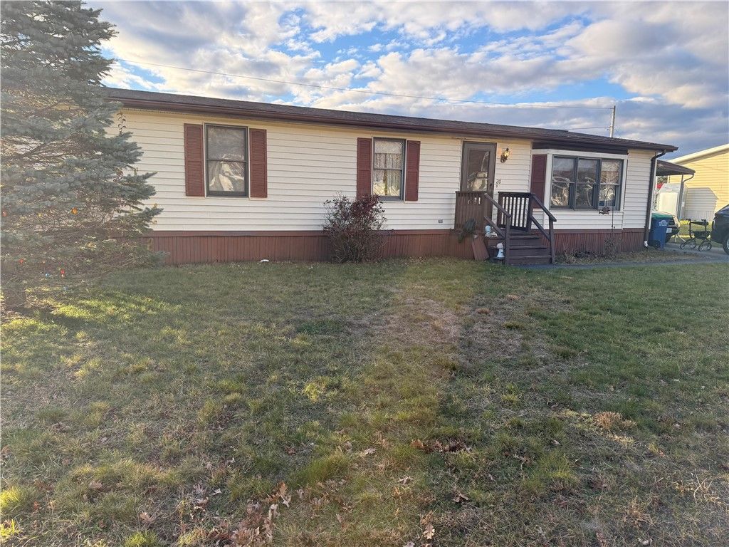 20 Lane C, Coventry, RI 02816