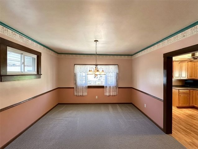 205 E Sheridan Ave, New Castle, PA 16105