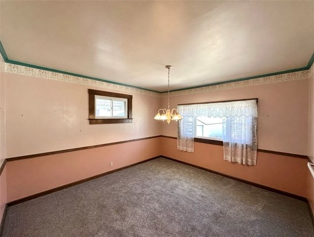 205 E Sheridan Ave, New Castle, PA 16105