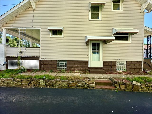 205 E Sheridan Ave, New Castle, PA 16105