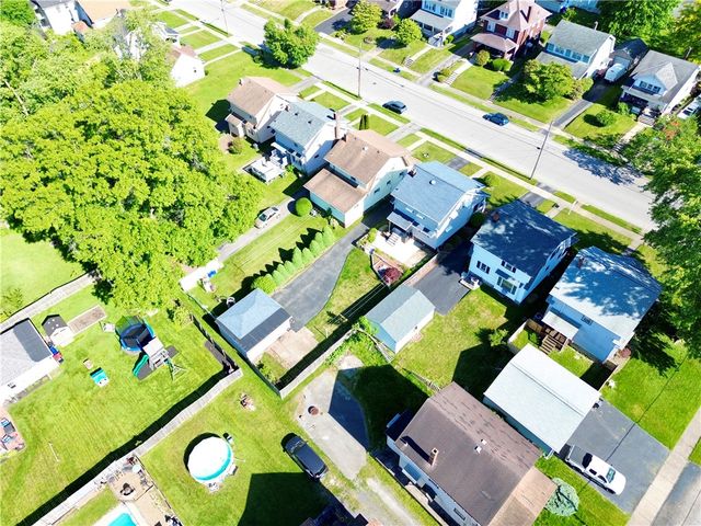 205 E Sheridan Ave, New Castle, PA 16105