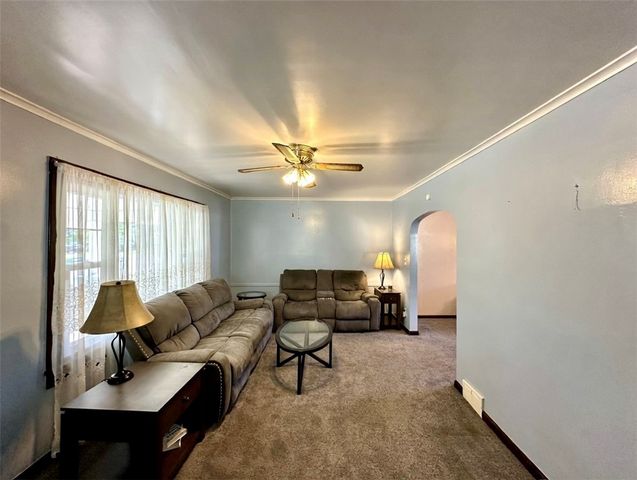 205 E Sheridan Ave, New Castle, PA 16105