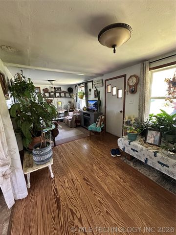 78332 S 4760 Road, Stilwell, OK 74960