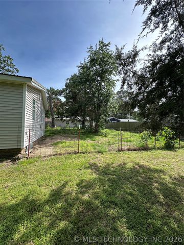 78332 S 4760 Road, Stilwell, OK 74960