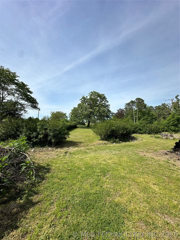 78332 S 4760 Road, Stilwell, OK 74960