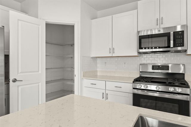 35080 ACKLEY TRACE, Zephyrhills, FL 33541