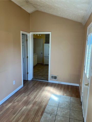 118 Delaware Ave, N Versailles, PA 15137