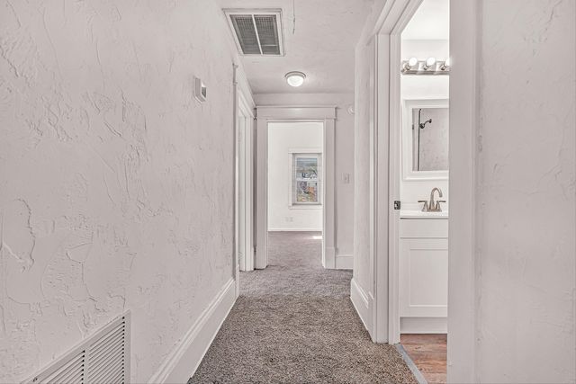 1001 Woodrow AVE, Roanoke, VA 24013