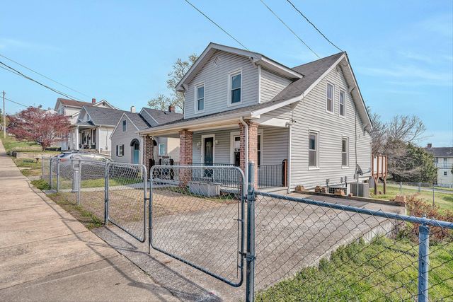 1001 Woodrow AVE, Roanoke, VA 24013