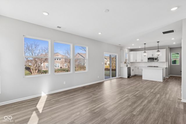 4246 Hayden Valley Drive, Bargersville, IN 46106