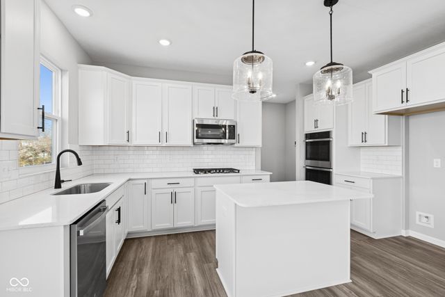 4246 Hayden Valley Drive, Bargersville, IN 46106