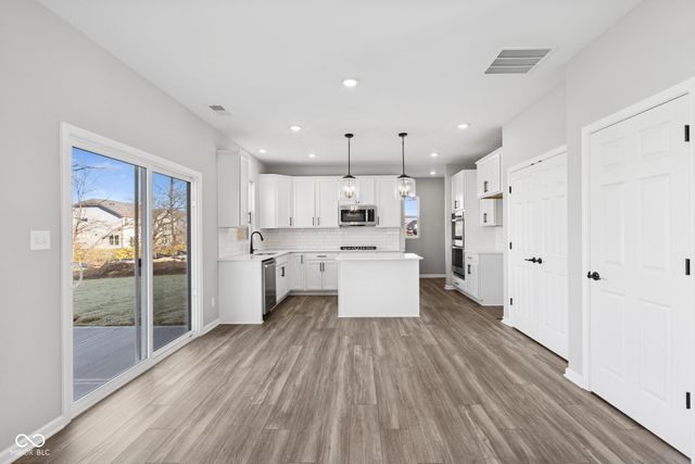 4246 Hayden Valley Drive, Bargersville, IN 46106