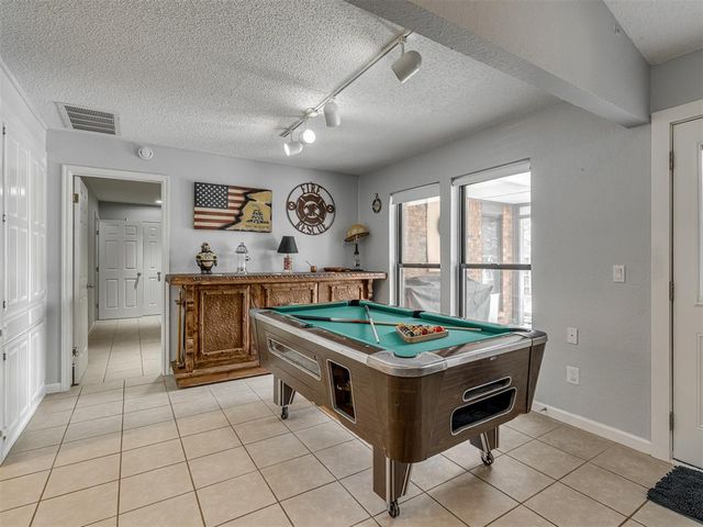 3100 N Meadowood Drive, Midwest City, OK 73110