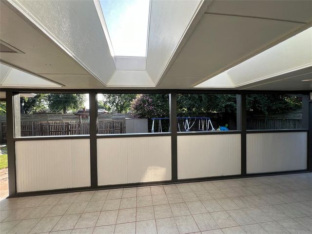 3100 N Meadowood Drive, Midwest City, OK 73110