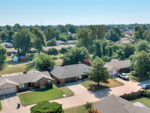 3100 N Meadowood Drive, Midwest City, OK 73110