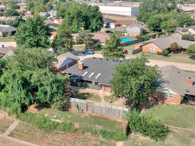 3100 N Meadowood Drive, Midwest City, OK 73110