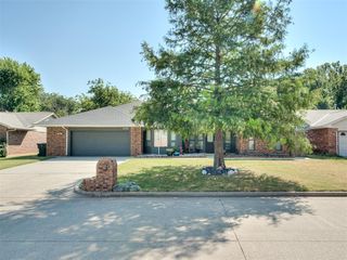 3100 N Meadowood Drive, Midwest City, OK 73110