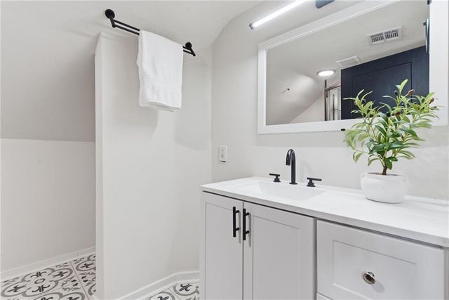 4016 W 47th Terrace, Roeland Park, KS 66205