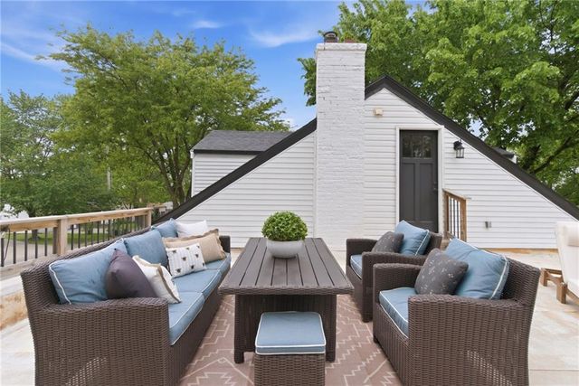 4016 W 47th Terrace, Roeland Park, KS 66205