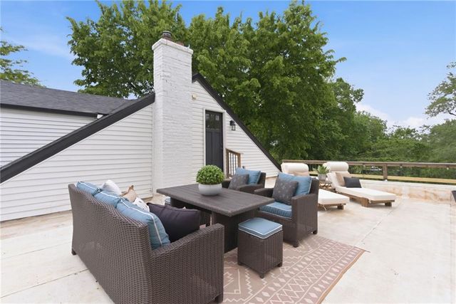 4016 W 47th Terrace, Roeland Park, KS 66205