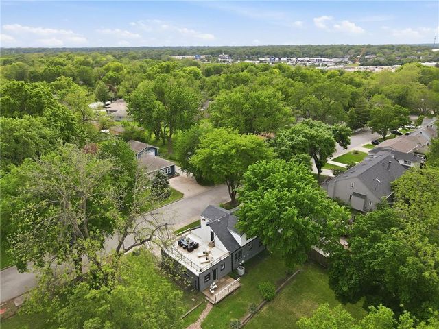 4016 W 47th Terrace, Roeland Park, KS 66205