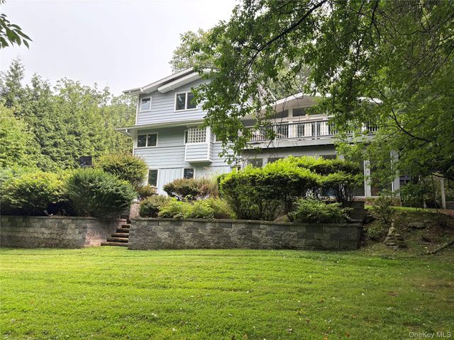12 Warnke Lane, Scarsdale, NY 10583