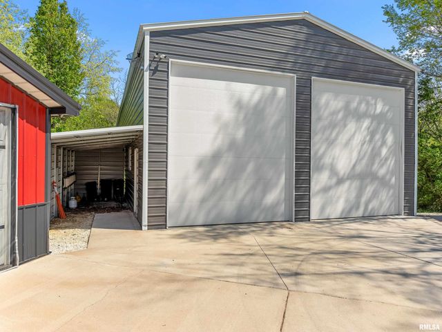 4 VALLEY HIGH Drive, Pekin, IL 61554