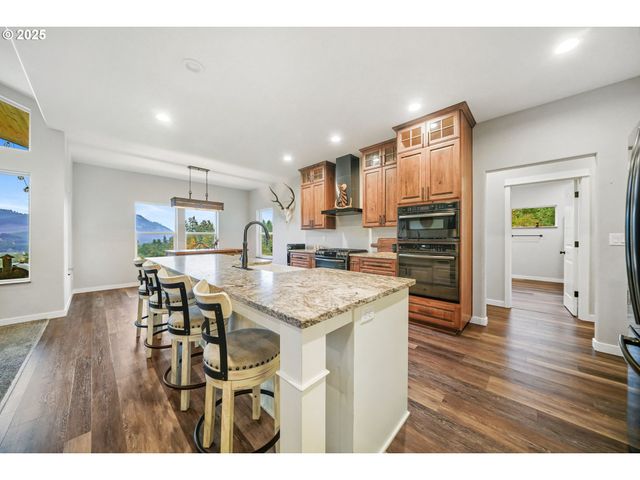 78714 BRYSON SEARS Rd, Cottage Grove, OR 97424