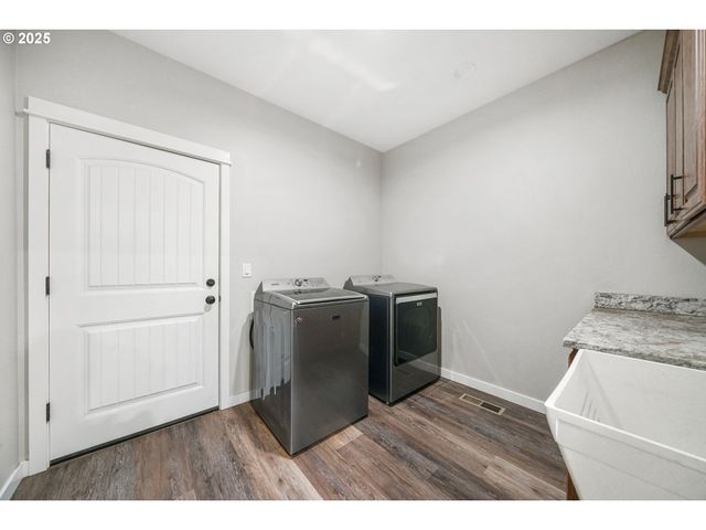 78714 BRYSON SEARS Rd, Cottage Grove, OR 97424