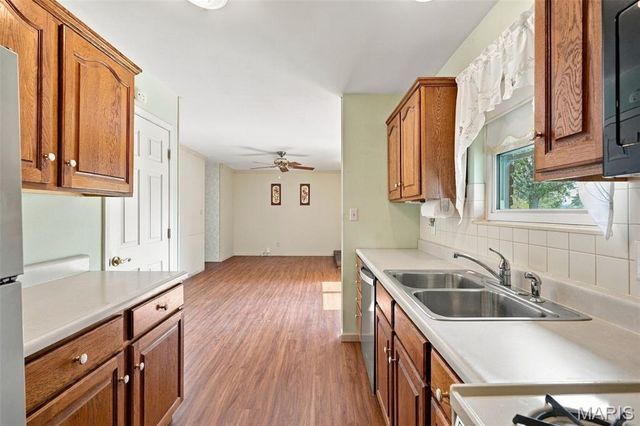 4530 Firelight Drive, Oakville, MO 63129