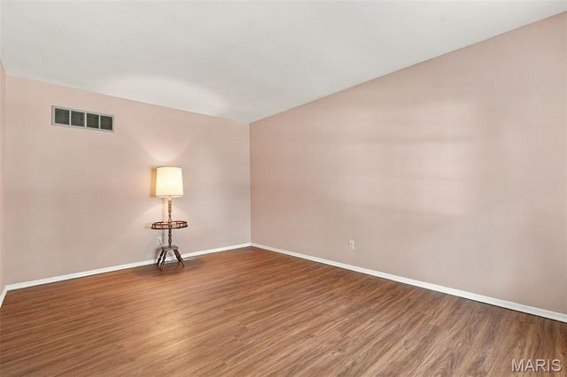 4530 Firelight Drive, Oakville, MO 63129