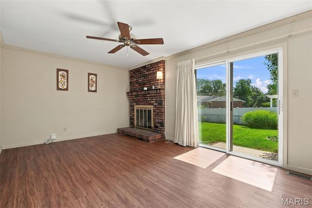 4530 Firelight Drive, Oakville, MO 63129