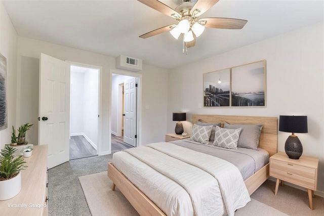 1309 W Lang Street, Alvin, TX 77511