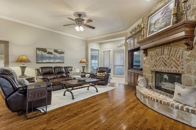 922 Mckamy Drive, Allen, TX 75013