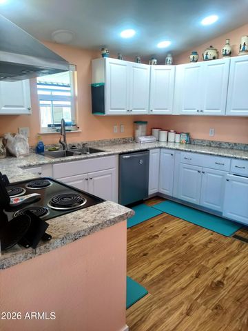 9427 E University Road 39, Mesa, AZ 85207