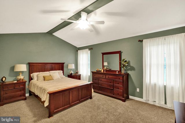 12 MICHIGAN DR, Reading, PA 19608