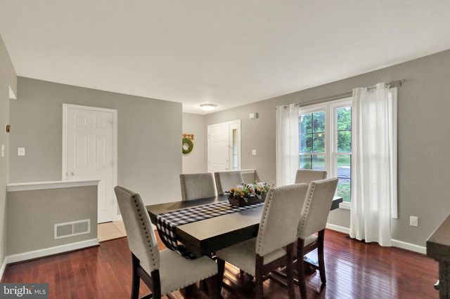 12 MICHIGAN DR, Reading, PA 19608