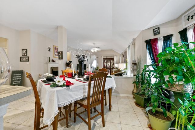 6140 Dunbar Court, League City, TX 77573